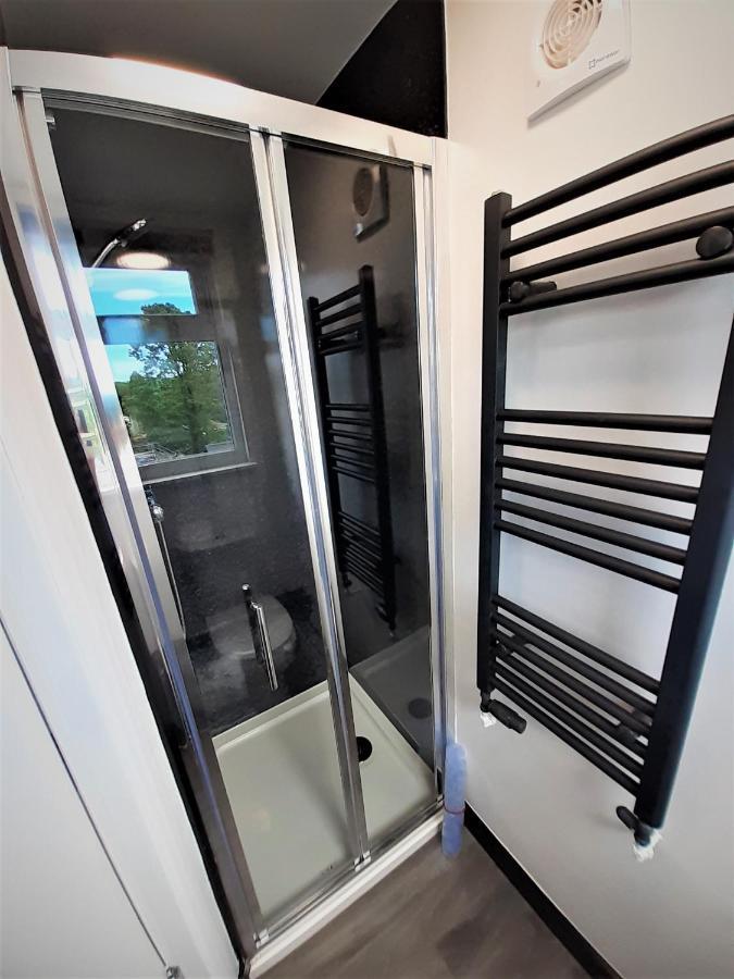 לינה וארוחת בוקר ווינדרמר Brook House ― Free on-site car park מראה חיצוני תמונה