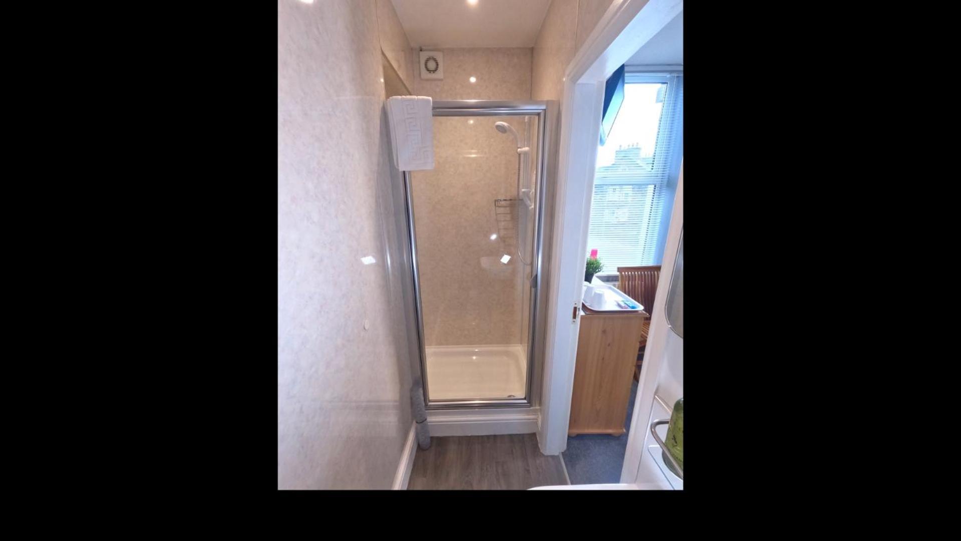 לינה וארוחת בוקר ווינדרמר Brook House ― Free on-site car park מראה חיצוני תמונה